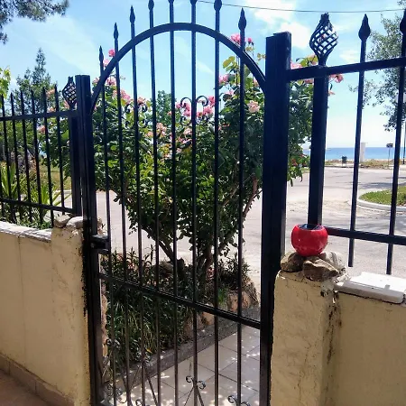 Appartamento Angel's House Nea Plagia